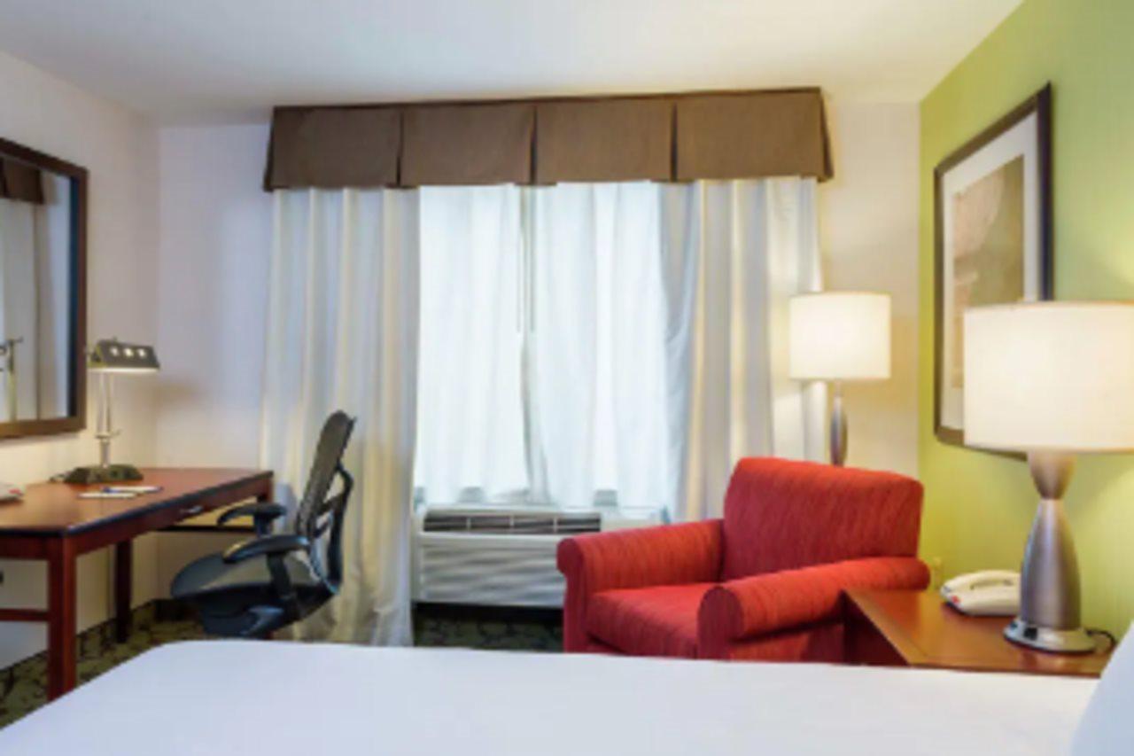 Hilton Garden Inn Queens Jfk - Newly Renovated New York Esterno foto