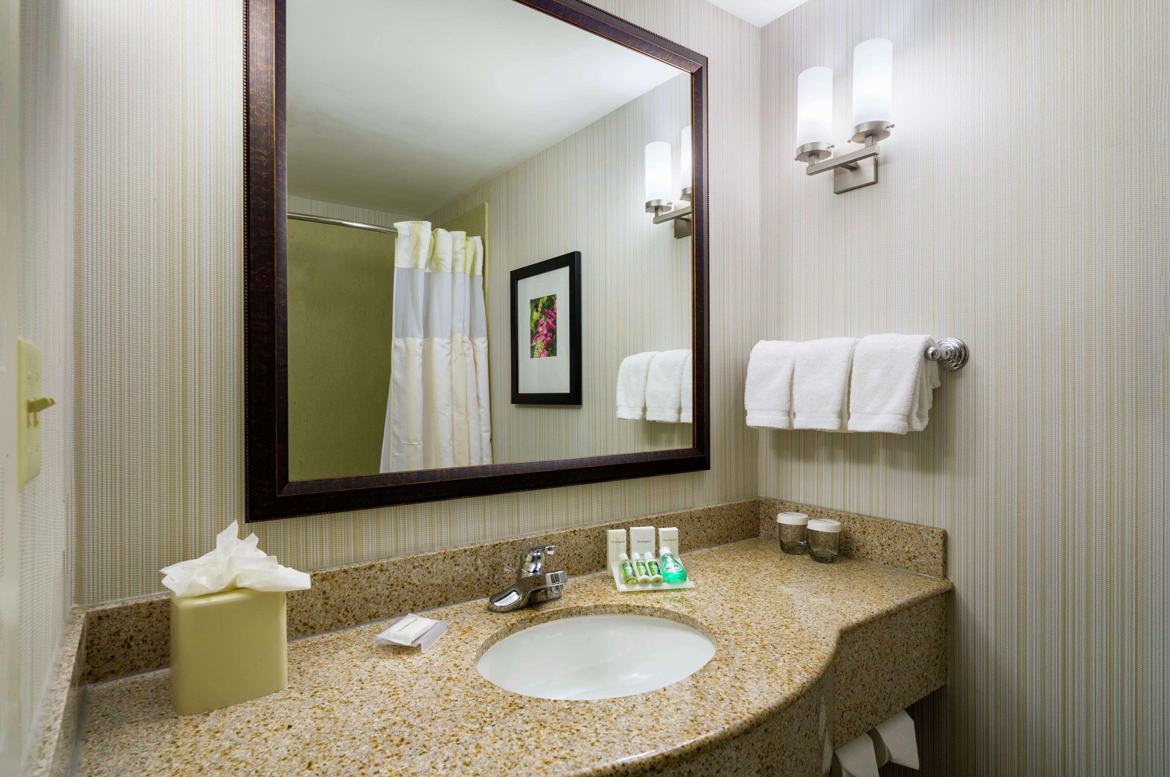 Hilton Garden Inn Queens Jfk - Newly Renovated New York Esterno foto