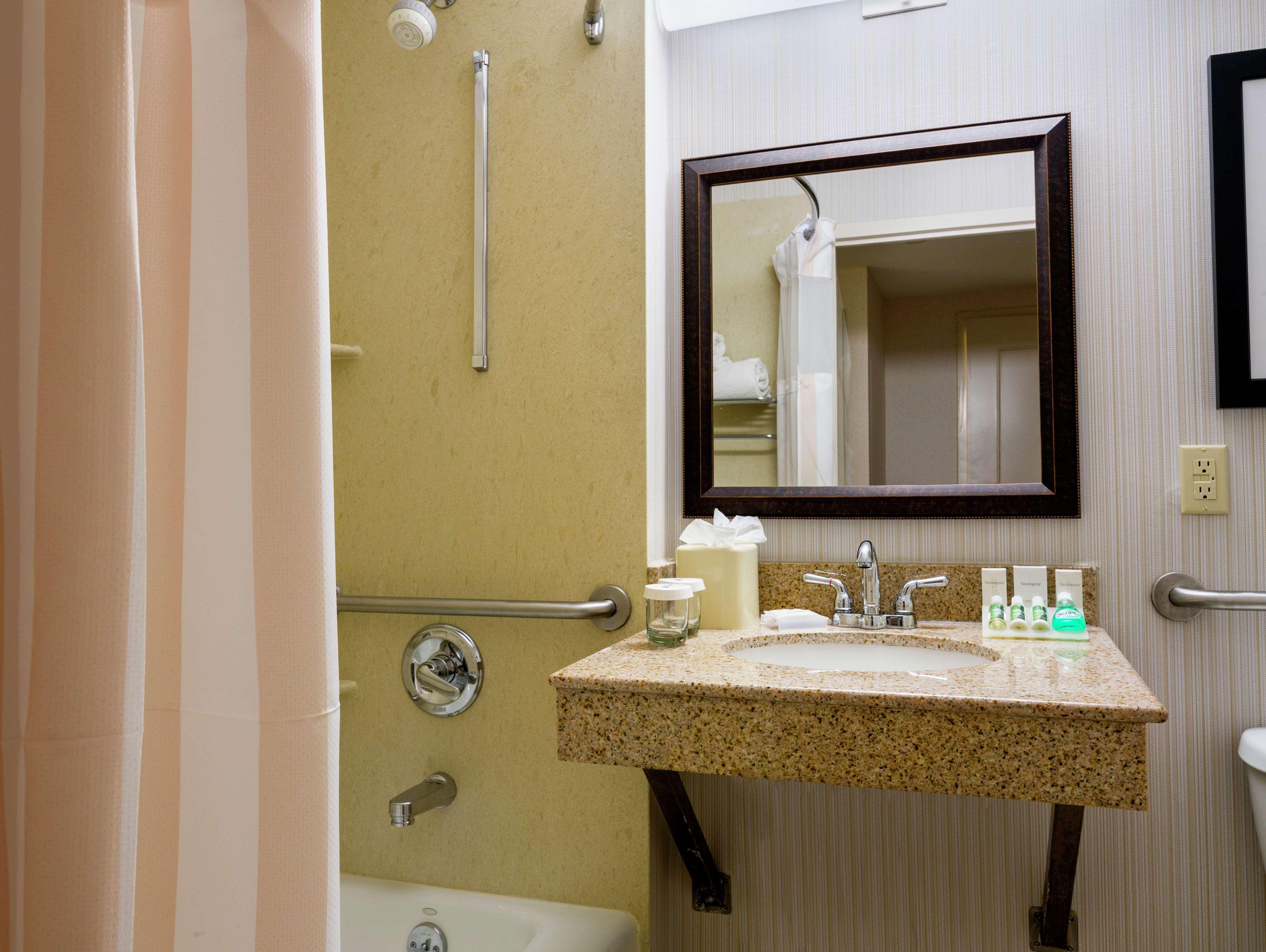 Hilton Garden Inn Queens Jfk - Newly Renovated New York Esterno foto
